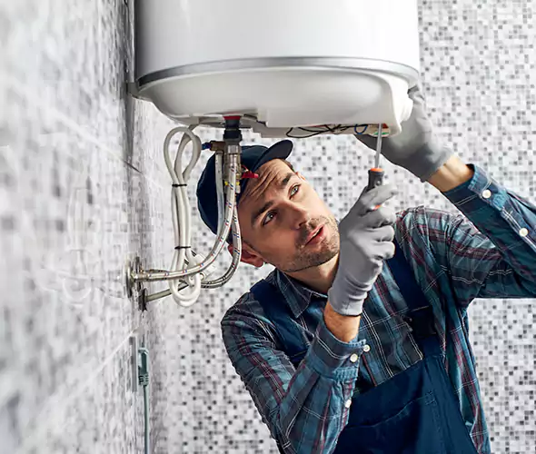 Expert Plumber for Hot Water Tank Maintenance in Grand Prairie, TX: Schedule Reliable Maintenance Services with Us